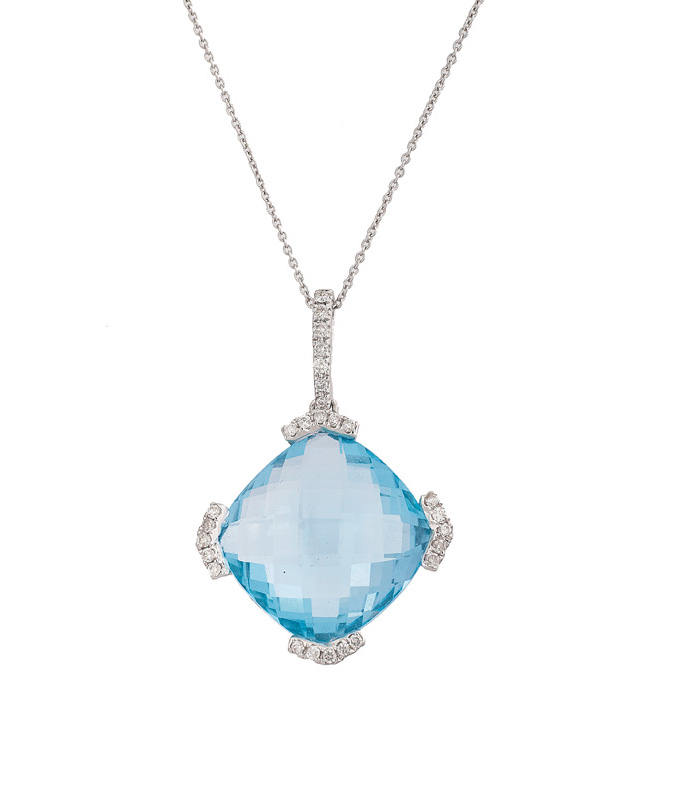 A topaz pendant with necklace