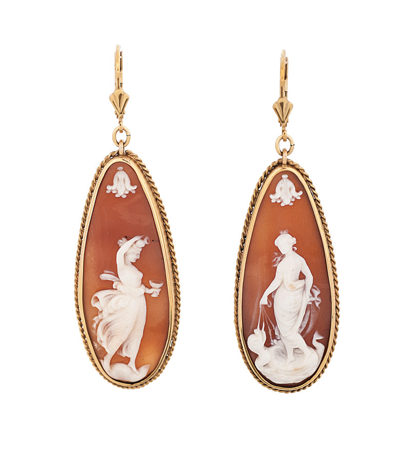 An antique cameo jewellery set - image 2