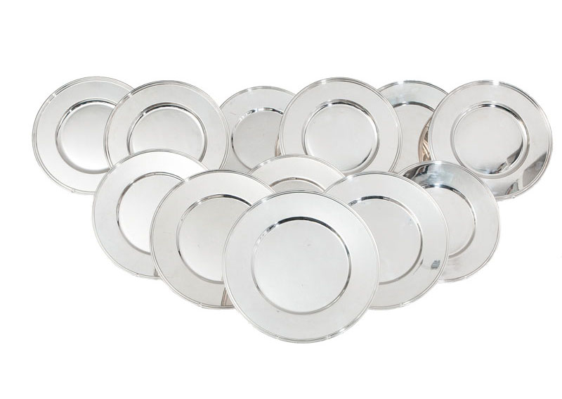 A set of 12 elegnat serving plates