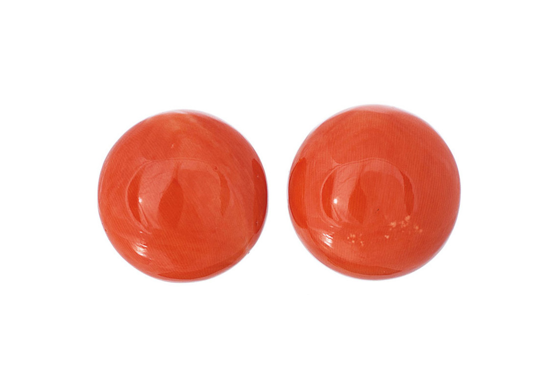 A pair of coral earstuds