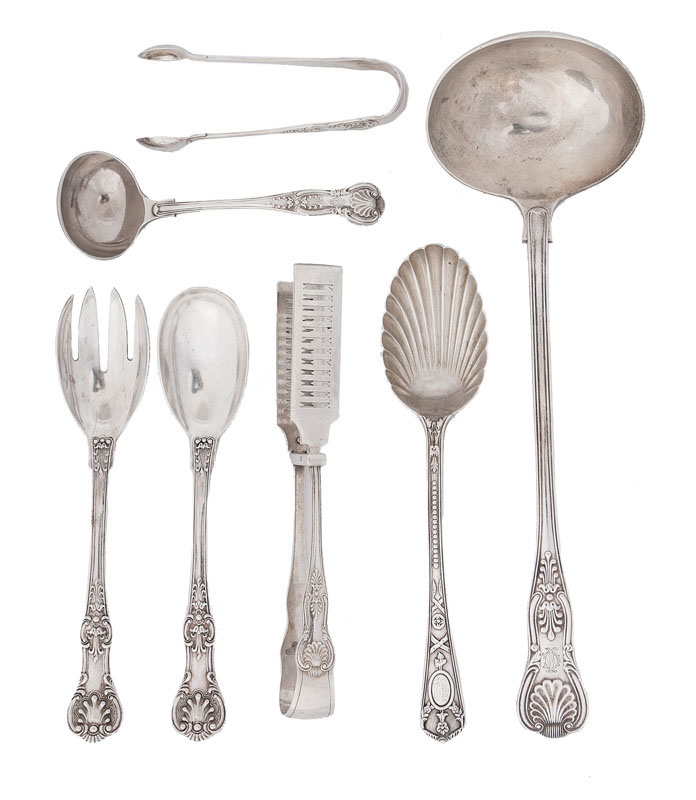 A large cutlery with classy palmette decor - image 2