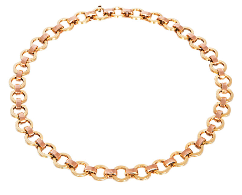A two coloured gold-set with necklace and bracelet