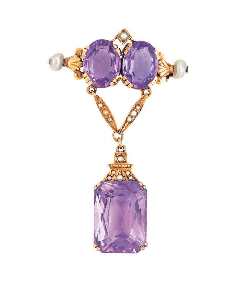 An amethyst pearl brooch