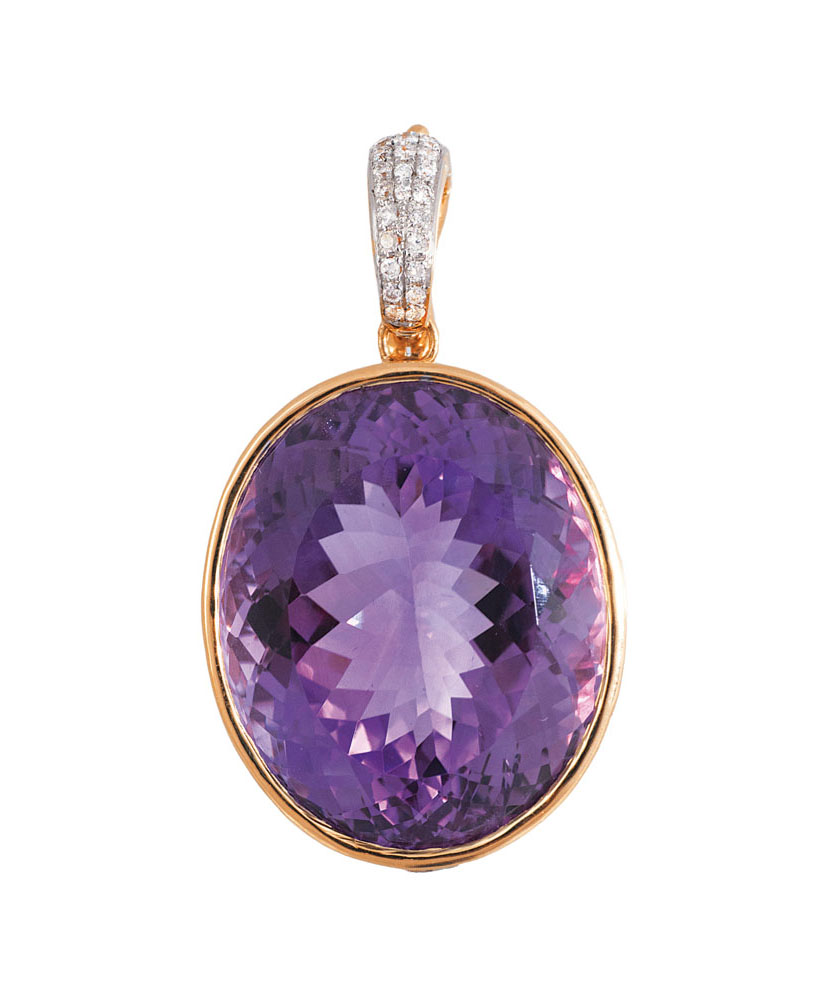 An amethyst pendant