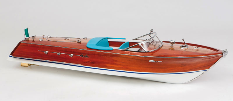 Modellboot 'Riva Ariston'