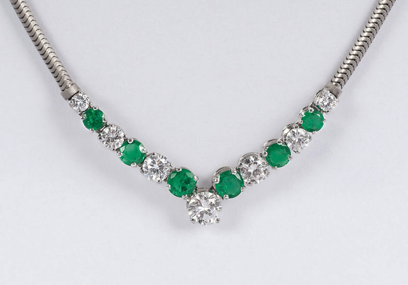 An emerald diamond necklace with matching ring - image 2
