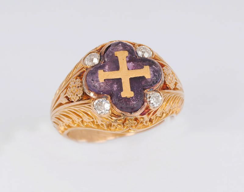 A noble gentlemen's gold ring with amethyst, diamonds and inlayed 'Kreuz des Ordens'