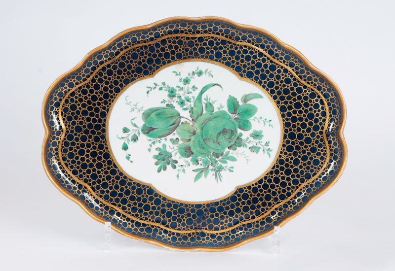 A cobaltfond salver with coppergreen flower painting