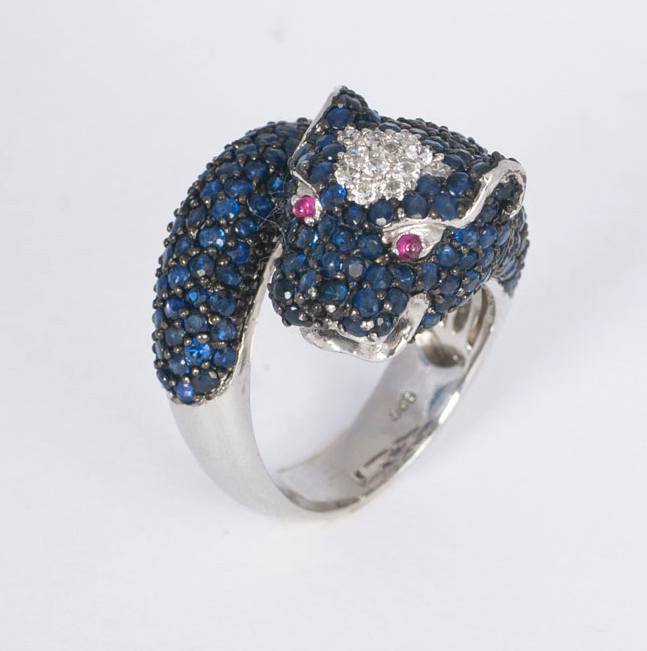 Saphir-Ring 'Jaguar'