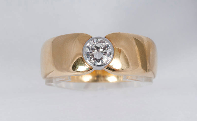 A single stone diamond ring