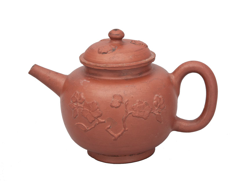 A Boettger stoneware teapot