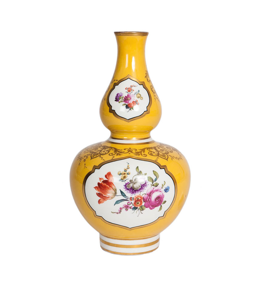 Kalebassen-Vase 'Chinoiserien' auf Gelbfond
