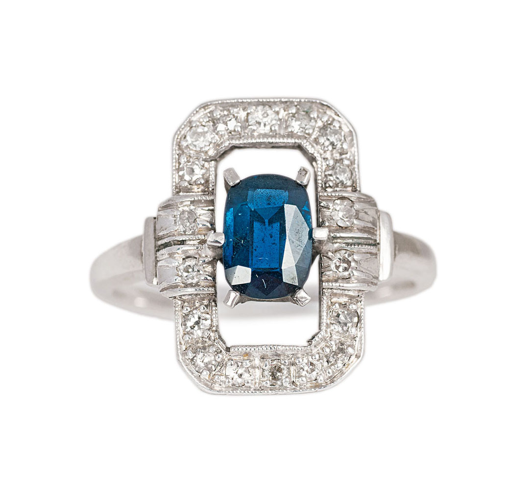 A sapphire diamond ring