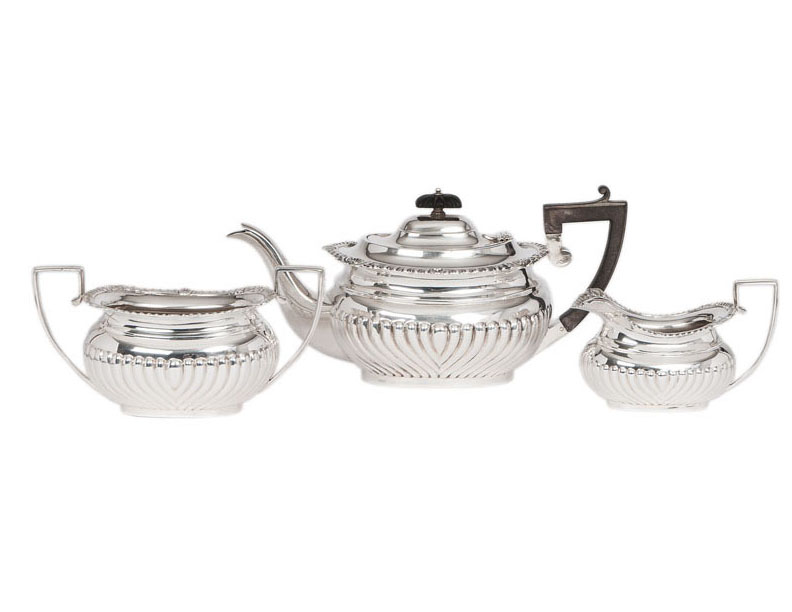 A tea service of Queen Anne style