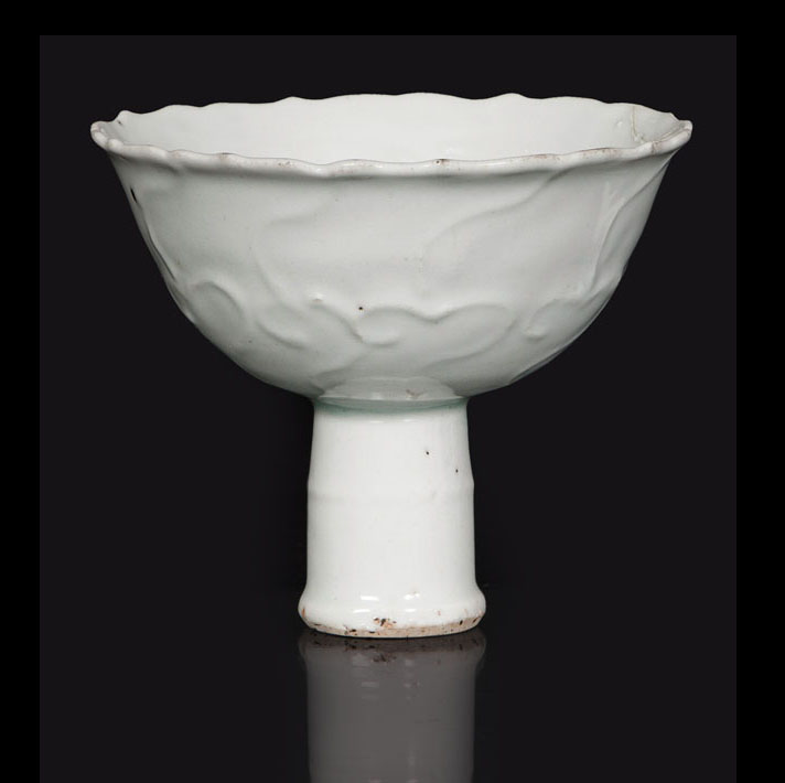 A small early dehua stem-cup