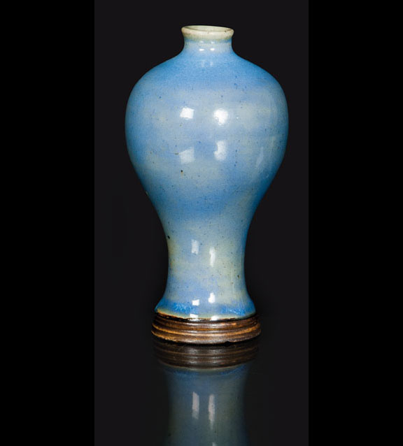 A small Meiping-vase with Yunyao-glaze