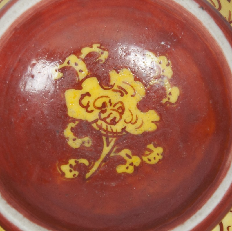 Kleine Gelbfond-Vase mit Drachendekor - Bild 2