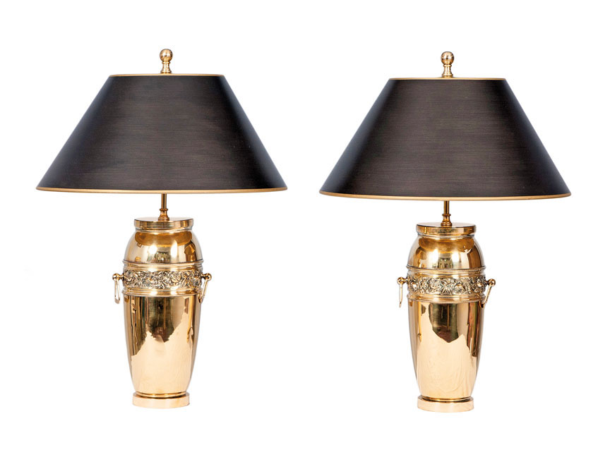 A pair of vase lamps