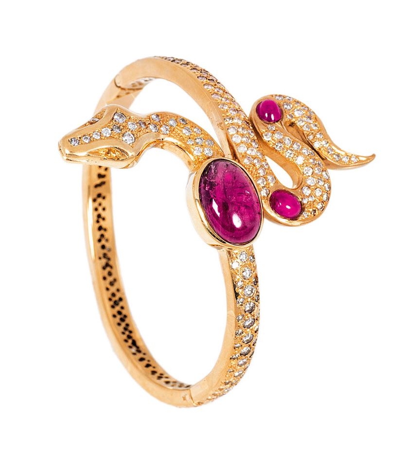 A highcarat ruby diamond bangle bracelet 'Snake'