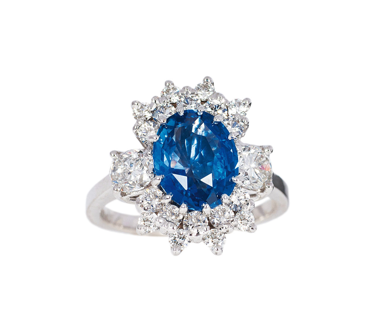 A very fine sapphire diamond ring
