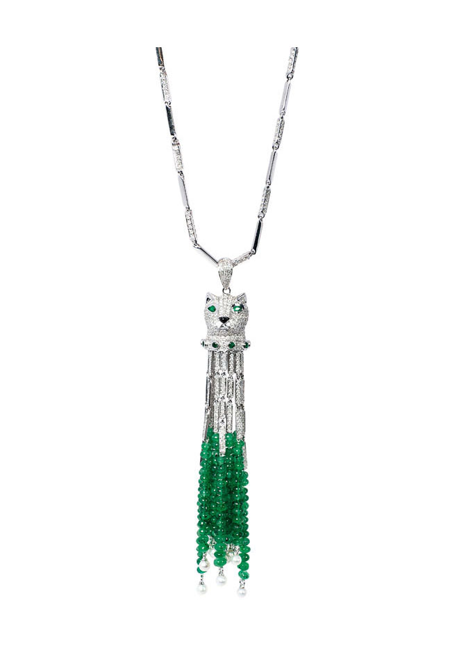 An emerald diamond pendant 'Panther' with necklace in Art-Déco style