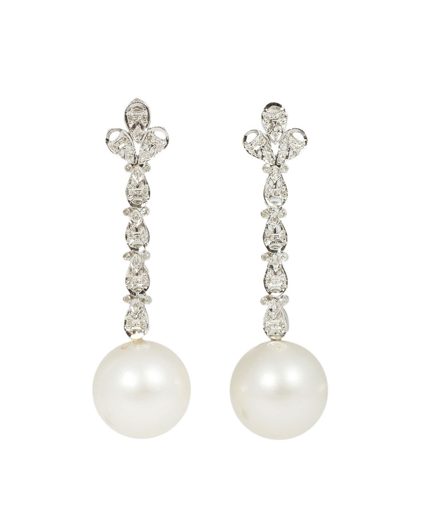A pair of Southsea pearl diamond earpendants