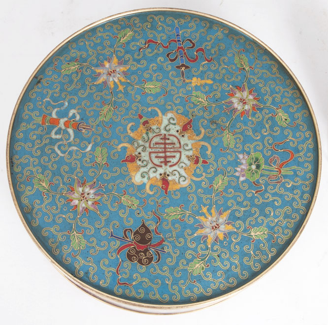 A gorgeous cloisonné lidded box 'Lake scenery' - image 2