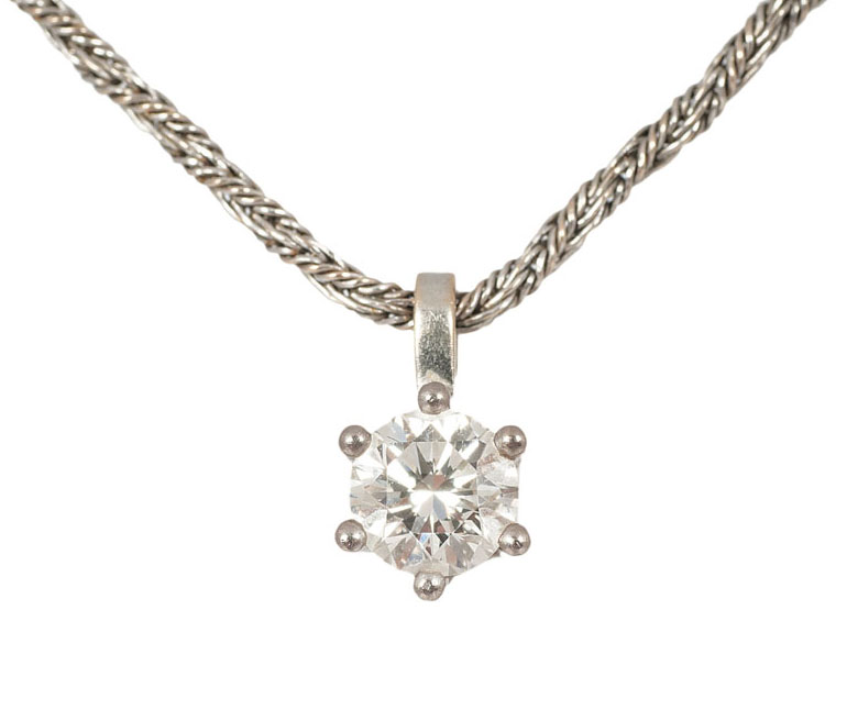 A single stone diamond pendant with necklace