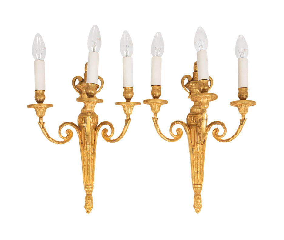 A pair of wall appliques of Louis Seize style