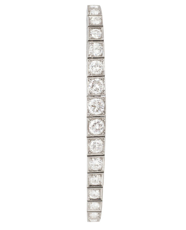 A highcarat Art-Déco diamond bracelet