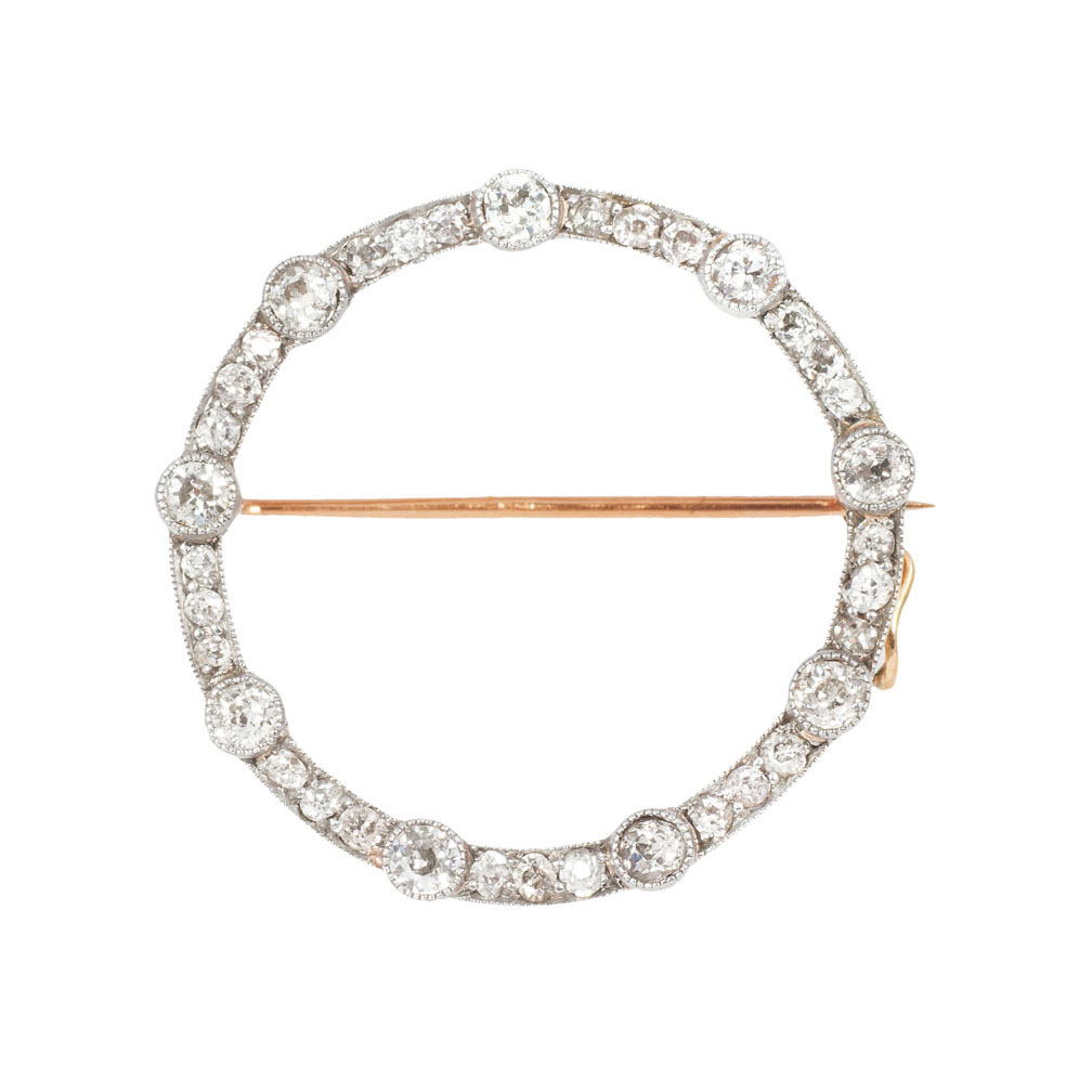 An Art-Nouveau diamond brooch