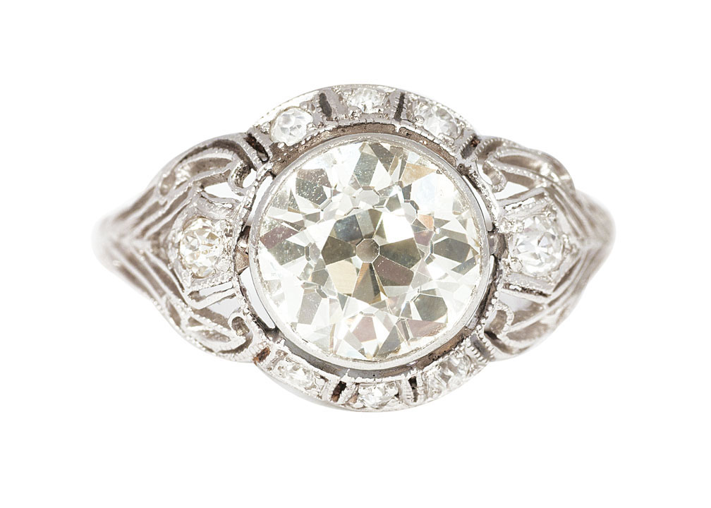 An extraordinary Art-Nouveau diamond ring