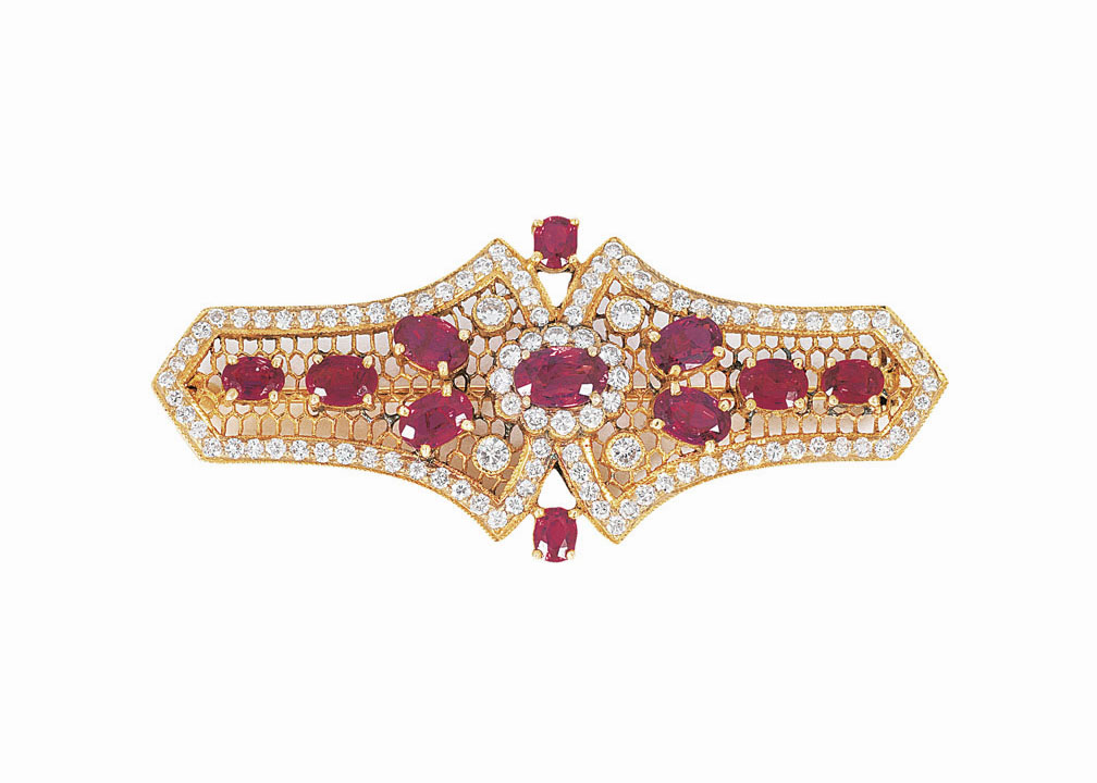 A fine ruby diamond brooch