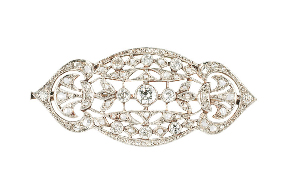 A french Art-Déco diamond brooch