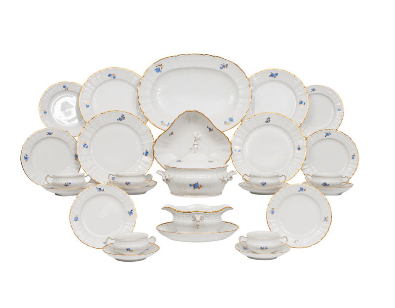A dinner service 'Bleu mourant' for 6 persons