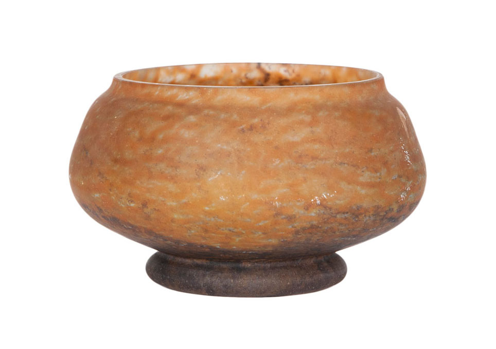 Daum Frères, gegr. 1875 Nancy - An Art Nouveau glass bowl 'Verre de Jade' An Art Nouveau glass bowl 'Verre de Jade'