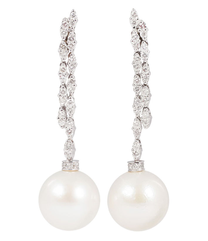 A pair of Southsea pearl diamond earpendants