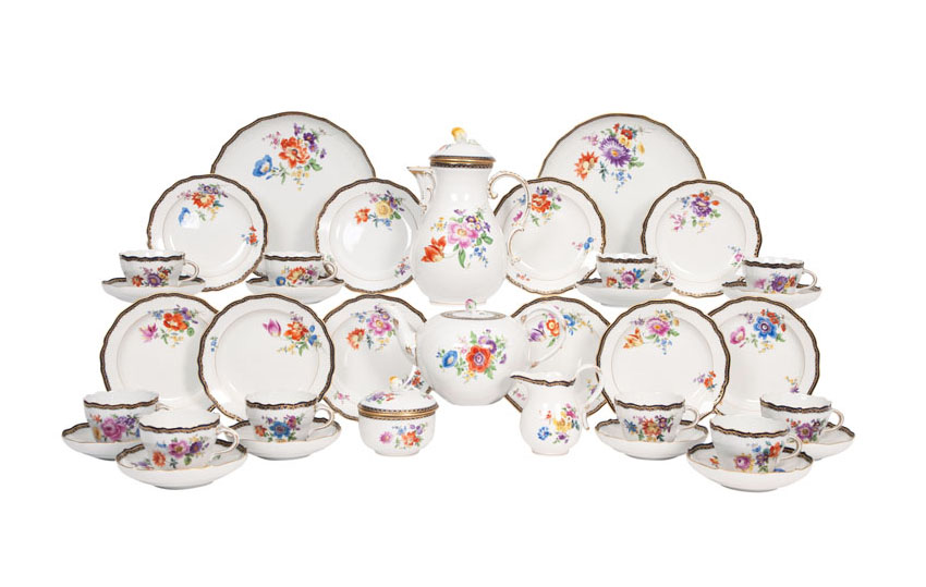 A Meissen coffee- and teaset for 10 persons