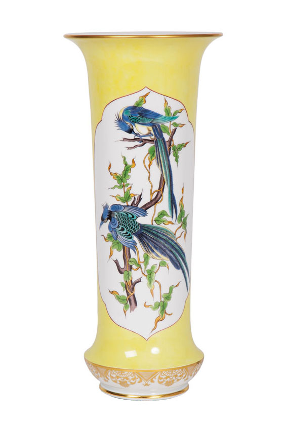 An Meissen vase with birds