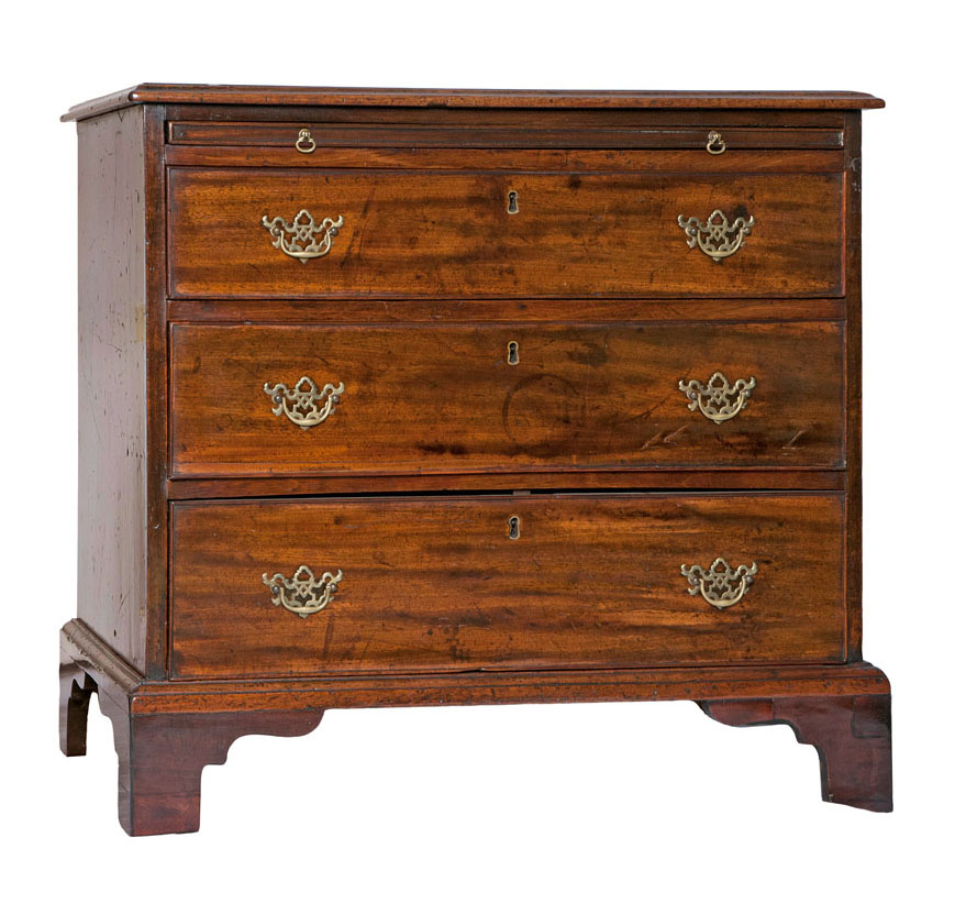 A fine Georgian commode