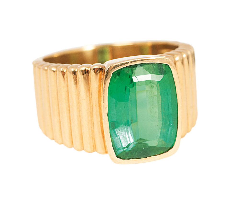 A tourmaline ring