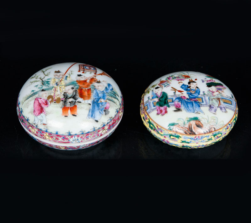 A set of 2 fine famille-rose sealpaste boxes with playing children - image 2