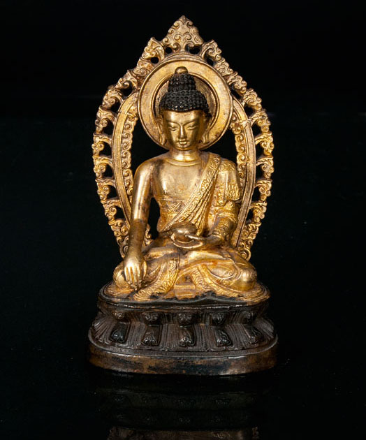 A small bronze buddha 'Shakyamuni'
