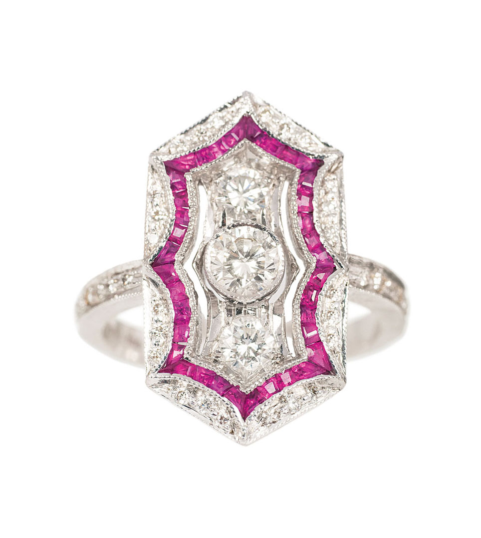 A ruby diamond ring in Art-Déco style