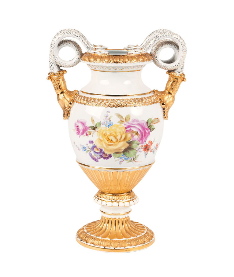 Magnificent Meissen-vase with snake handles