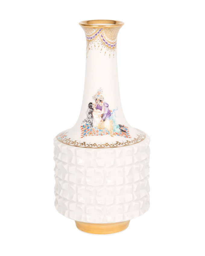 A Meissen neck vase '1001 nights'