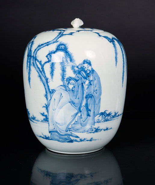 A lidded jar with scholar motif