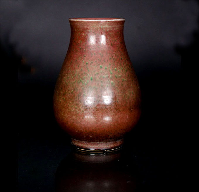 A peachbloom vase