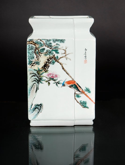 A square-cut vase with birds