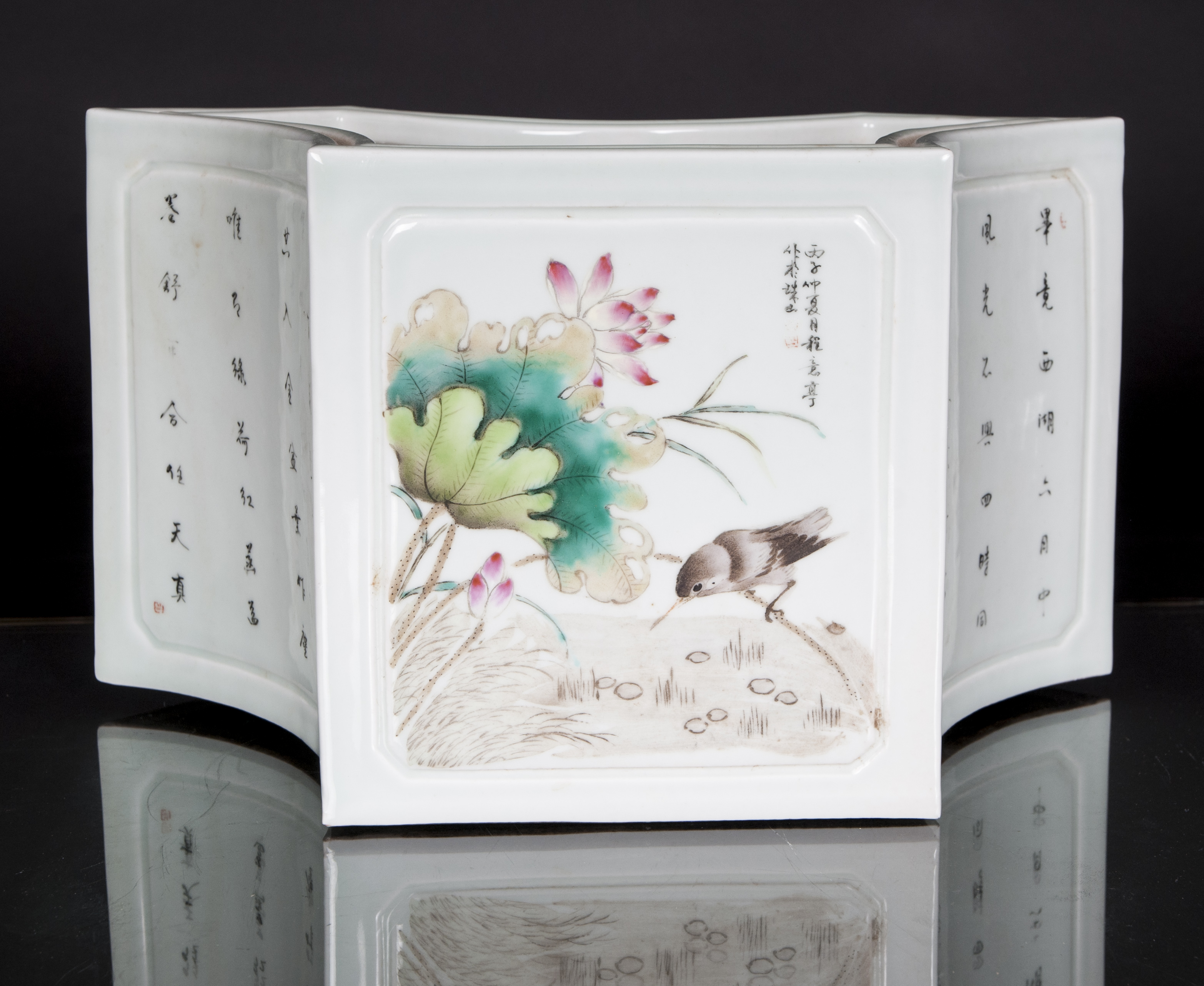 Sechskant-Vase mit Vögeln und Insekten - Bild 2